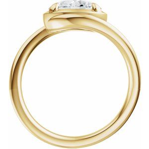 14K Yellow Gold 7x5 mm Oval Solitaire Engagement Ring. 689669:600:P