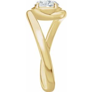 14K Yellow Gold 6.5 mm Round Solitaire Engagement Ring. 689669:636:P