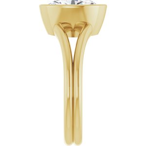 14K Yellow Gold 10x8 mm Oval Bezel-Set Solitaire Engagement Ring. 122340:944:P